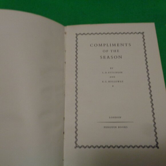 EARLY PAST VINTAGE AS-IS CARDS BOOK DESSERT DISH SAUCER HOLDER DOILY RIBBON LOT - Picture 4 of 15